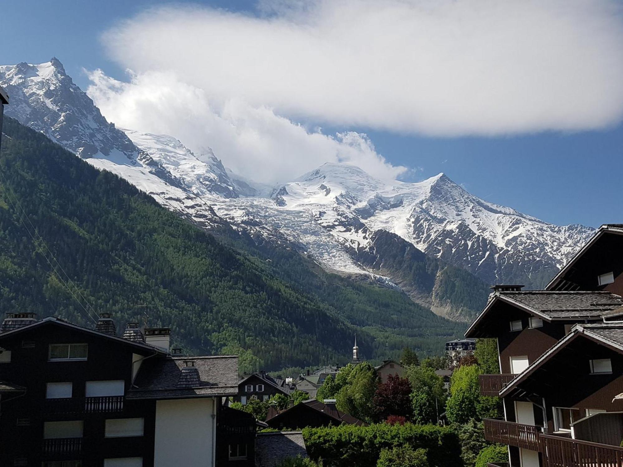 Agreable Avec Balcon Proche Des Pistes A Chamonix, Parking Inclus - Fr-1-517-52 Chamonix